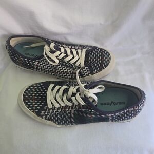 SeaVees Ladies Size US 8.5 Monterey Wintertide Sneakers Casual Shoes